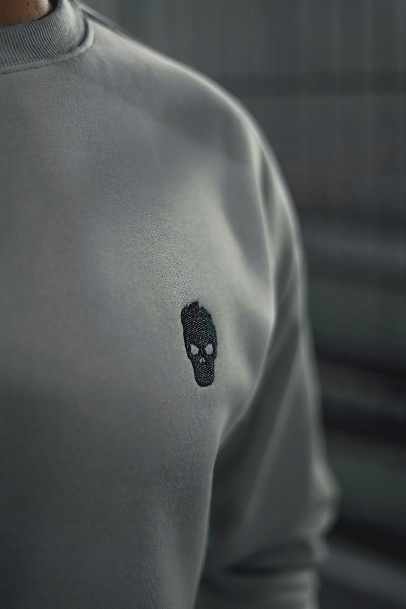 EMBROIDERED CEMENT GREY SWEATER